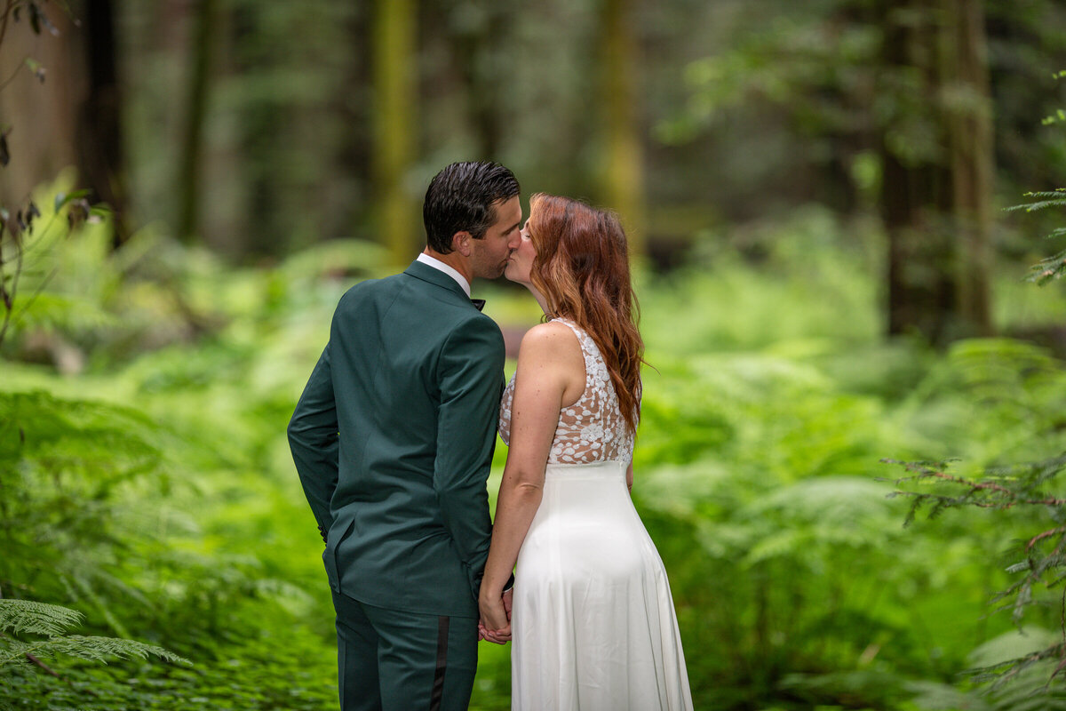 Avenue-of-the-Giants-Redwood-Forest-Elopement-Humboldt-County-Elopement-Photographer-Parky's Pics-11