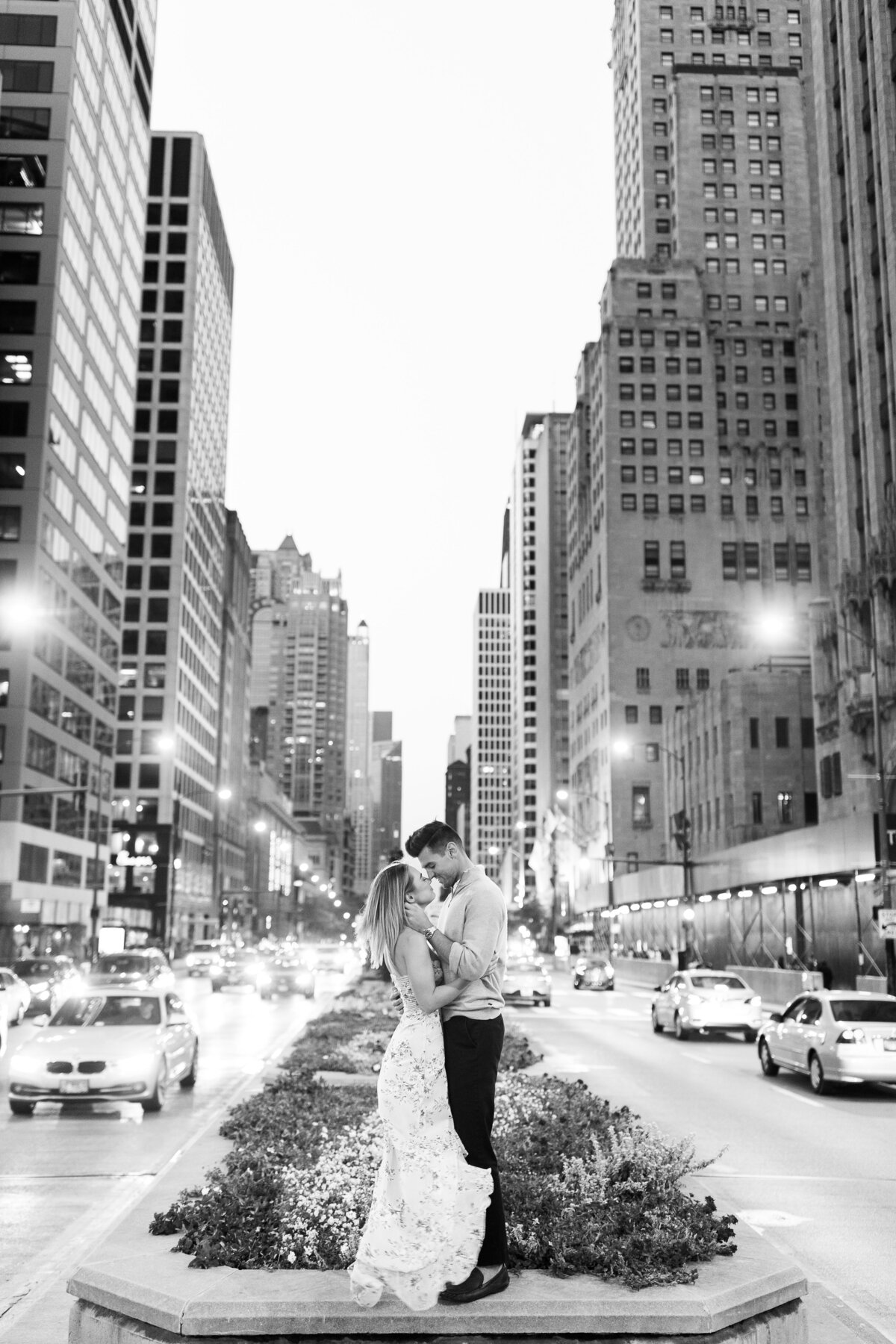 jayne-connor-chicago-engagement-session-photos-10
