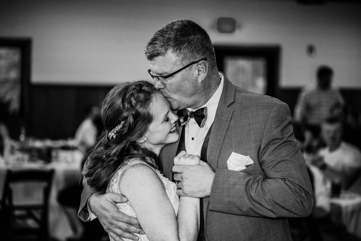 father daughter dance photo