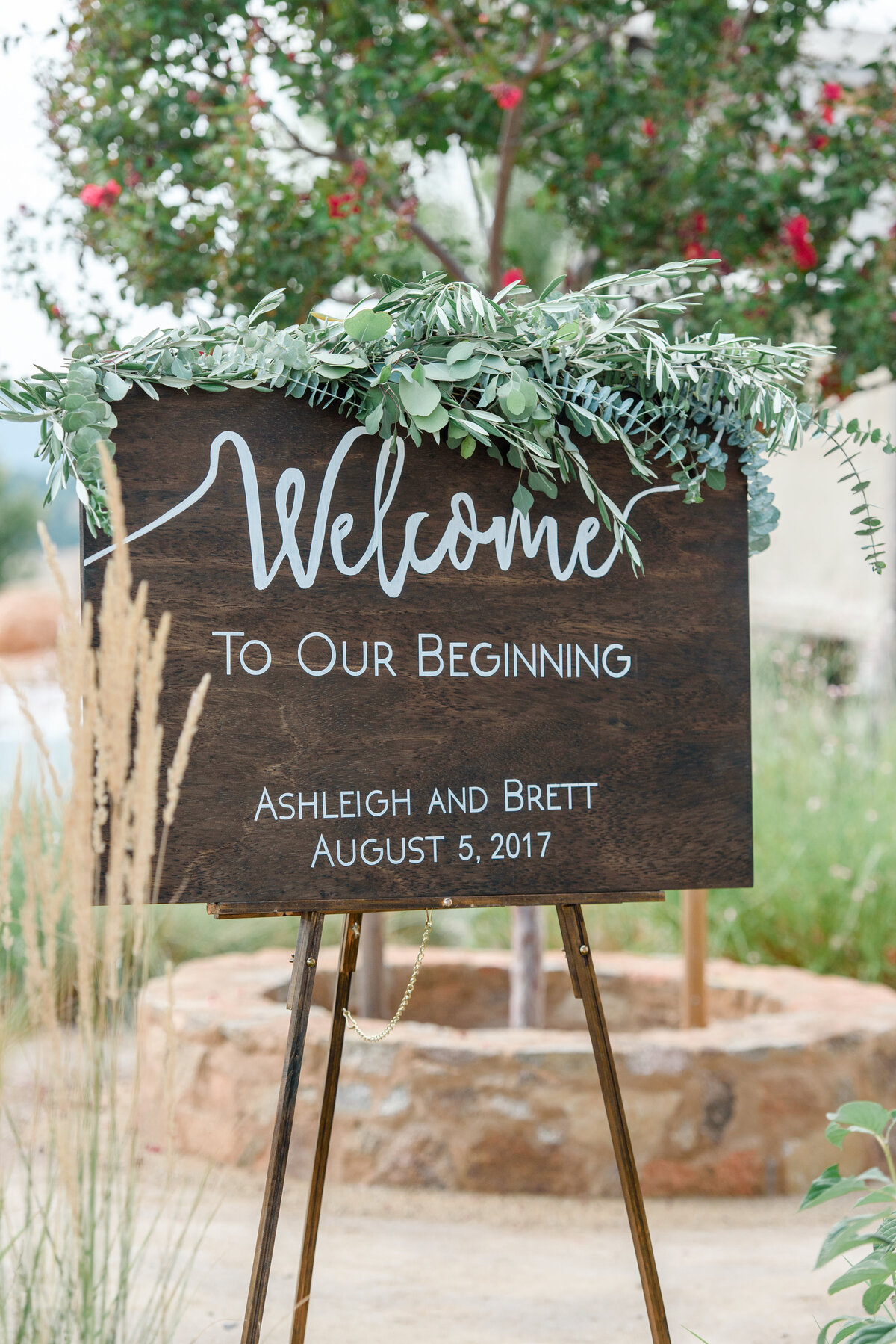 wedding welcome sign in garden
