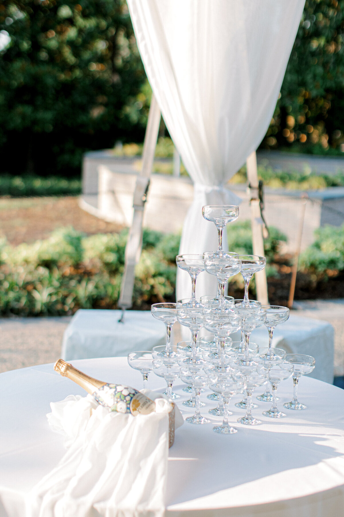Gena & Matt's Wedding at the Dallas Arboretum | Dallas Wedding Photographer | Sami Kathryn Photography-204