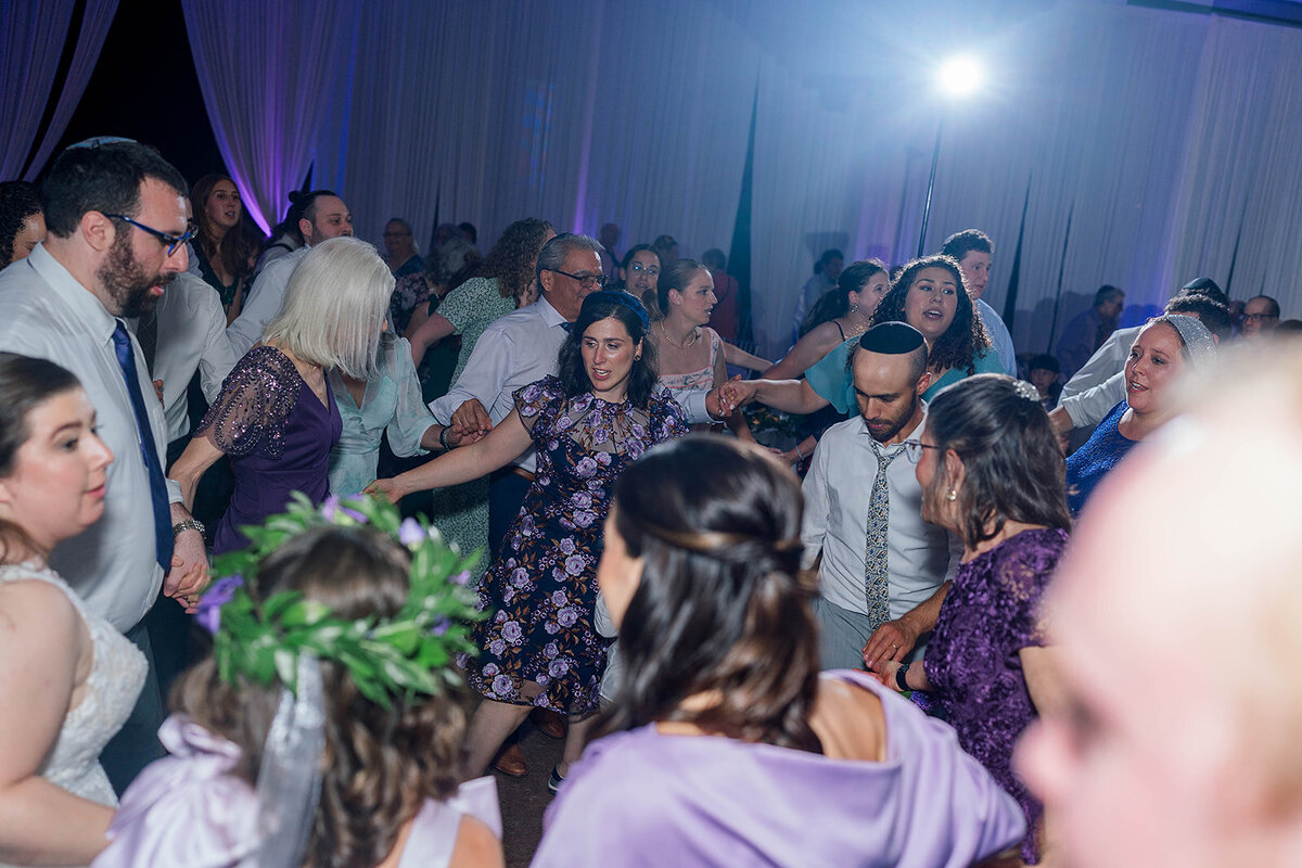 Eliana-Melmed-Photography-Chicago-LosAngeles-Jewish-WeddingPhotography-ElianaSklar-Simcha-00011