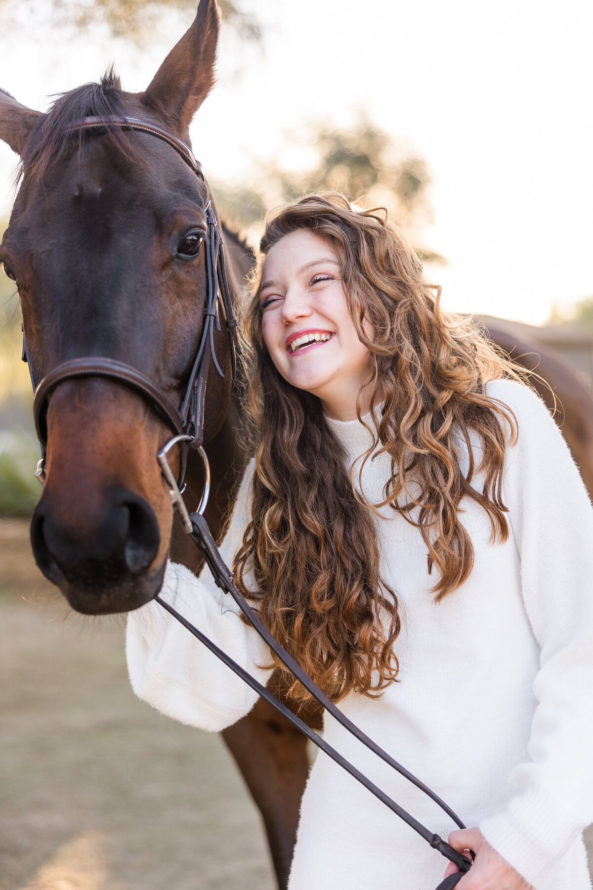 Family-Equestrian-Photoshoot-Bonita-san-diego-girl-with-horse
