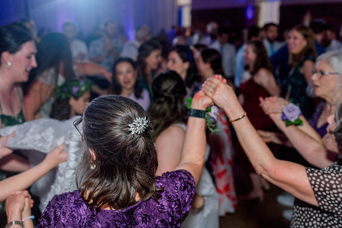 Eliana-Melmed-Photography-Chicago-LosAngeles-Jewish-WeddingPhotography-ElianaSklar-Simcha-00024