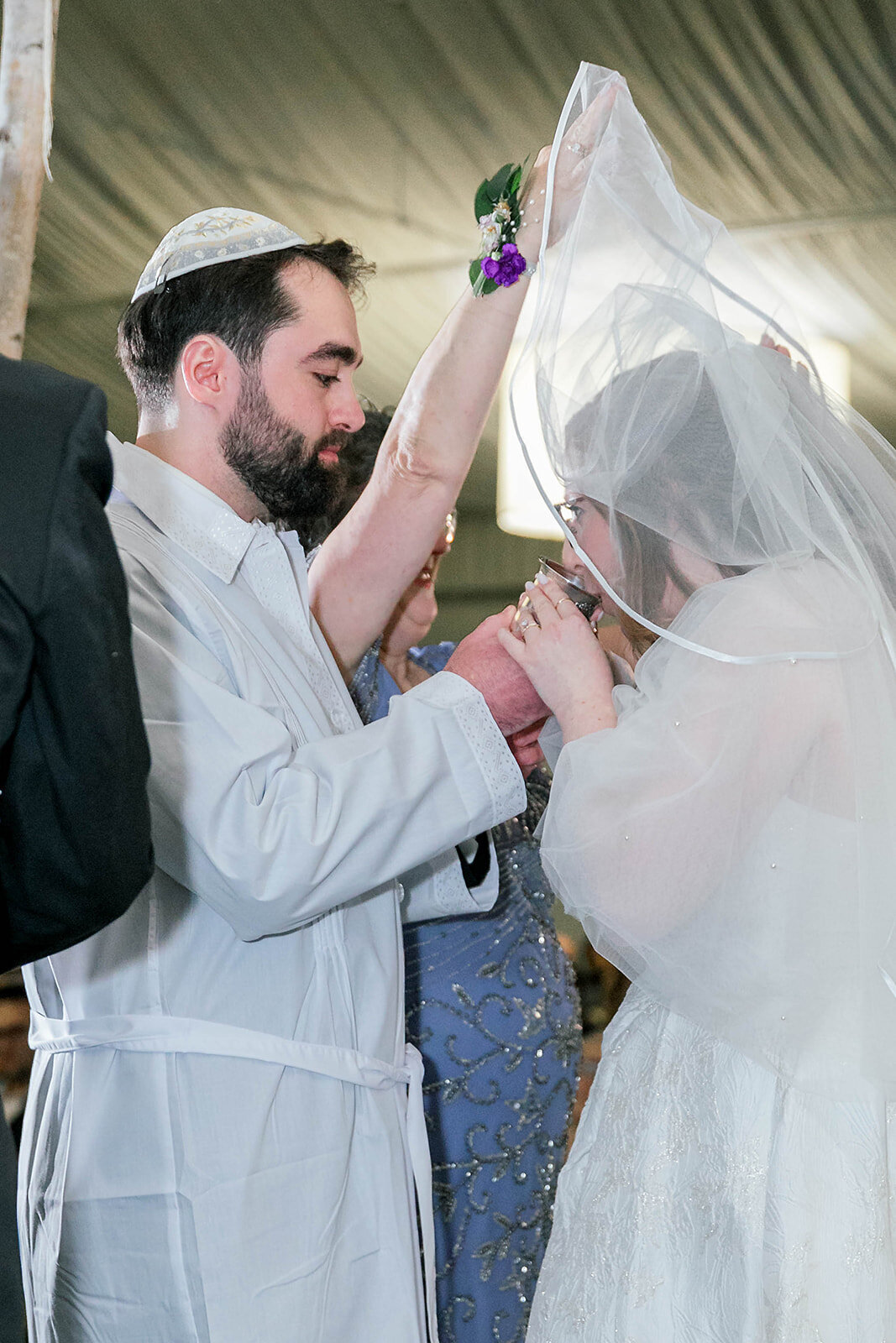 Eliana-Melmed-Photography-Chicago-LosAngeles-Jewish-WeddingPhotography-Chuppah-00228