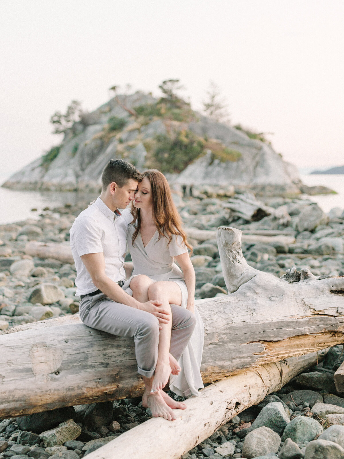 11 Vancouver Whytecliff Park Engagement Perla Photography-111
