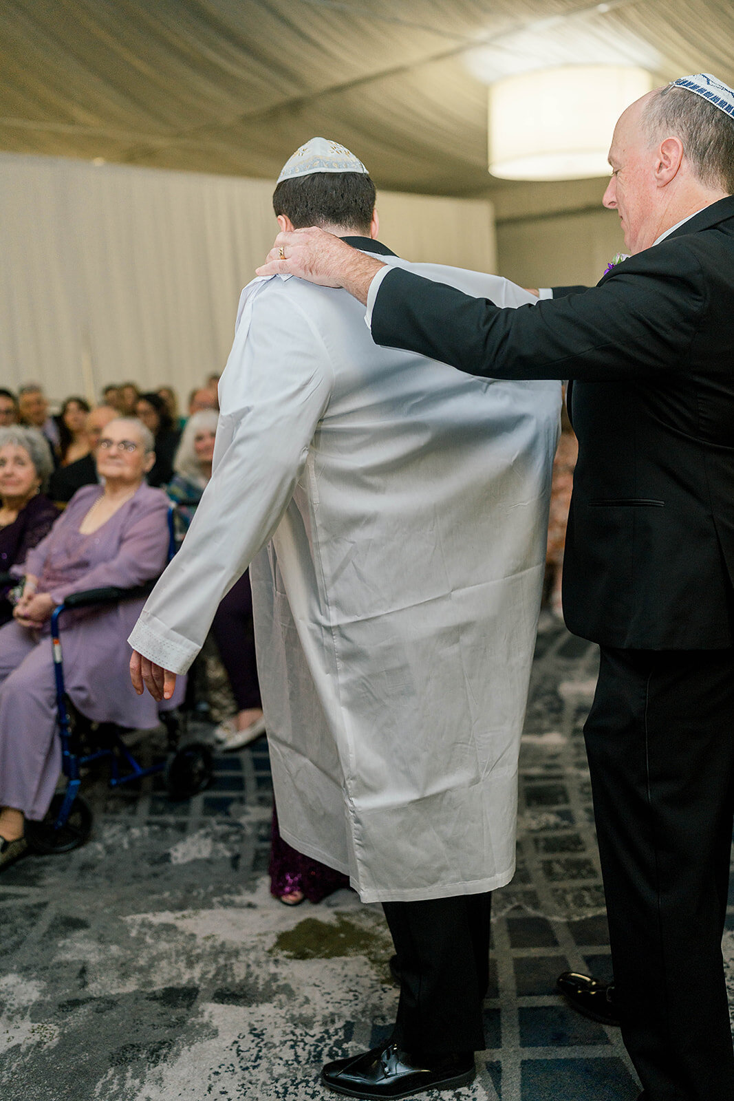 Eliana-Melmed-Photography-Chicago-LosAngeles-Jewish-WeddingPhotography-Chuppah-00064