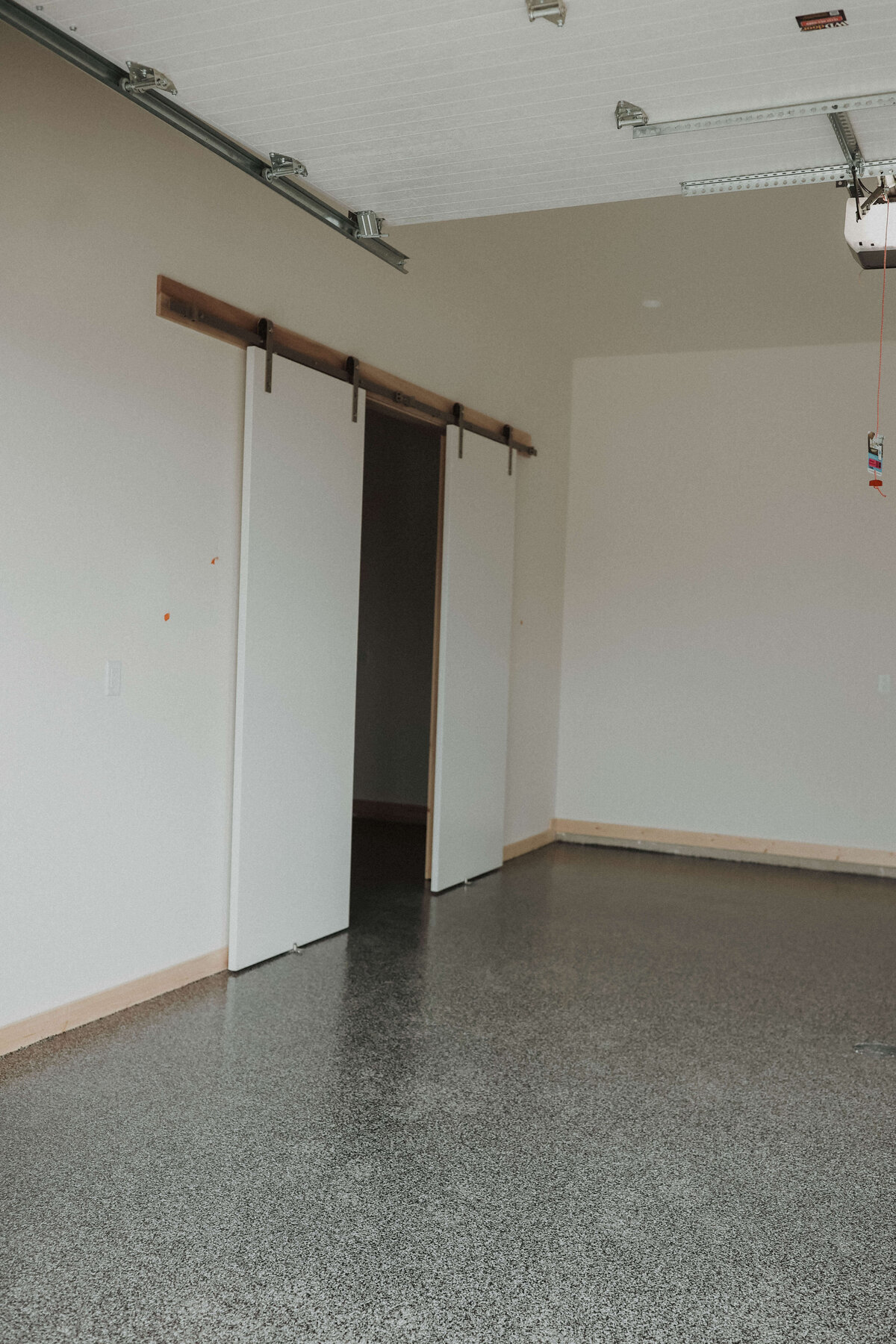 1320-Garage-Polk-City-Central-Iowa-Custom-Home-JRL-Builders-3F1A4886