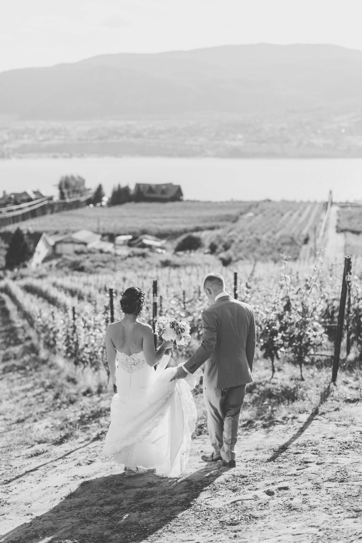 poplar-grove-winery-wedding-okanagan-wedding-photographer-10