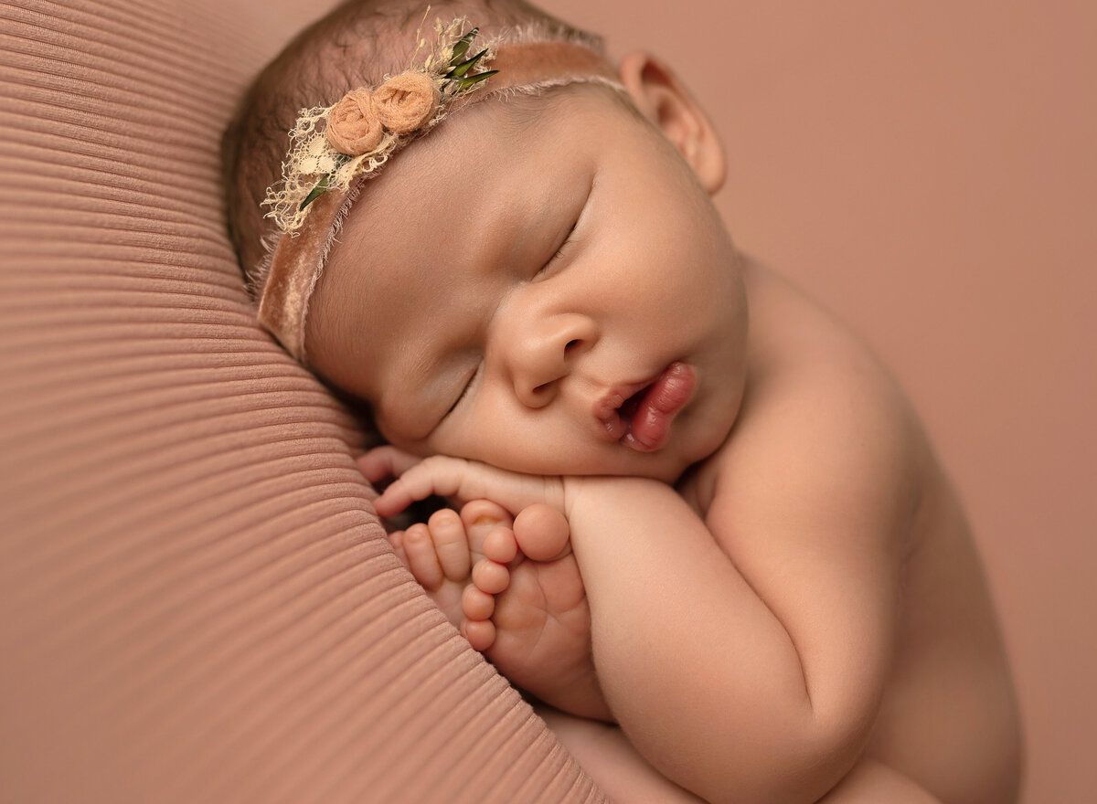 best-newborn-photographer-austin-tx