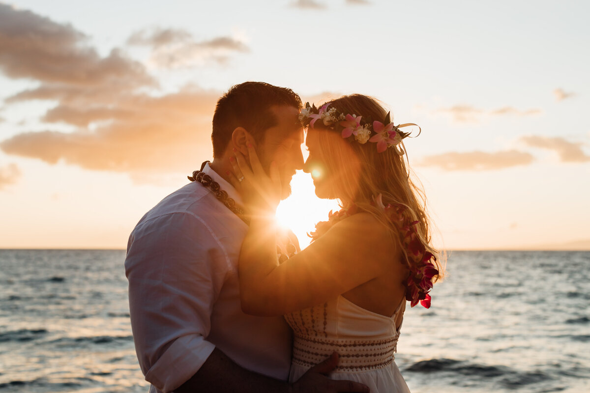 White Rock Elopement Wedding - Moorea Thill Photography Maui-32