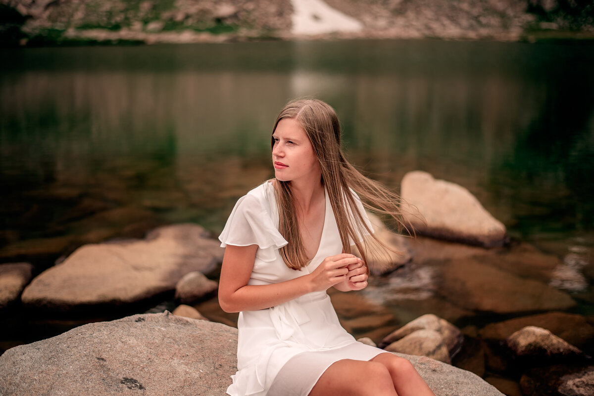 high school girl, photo near a lake in colorado