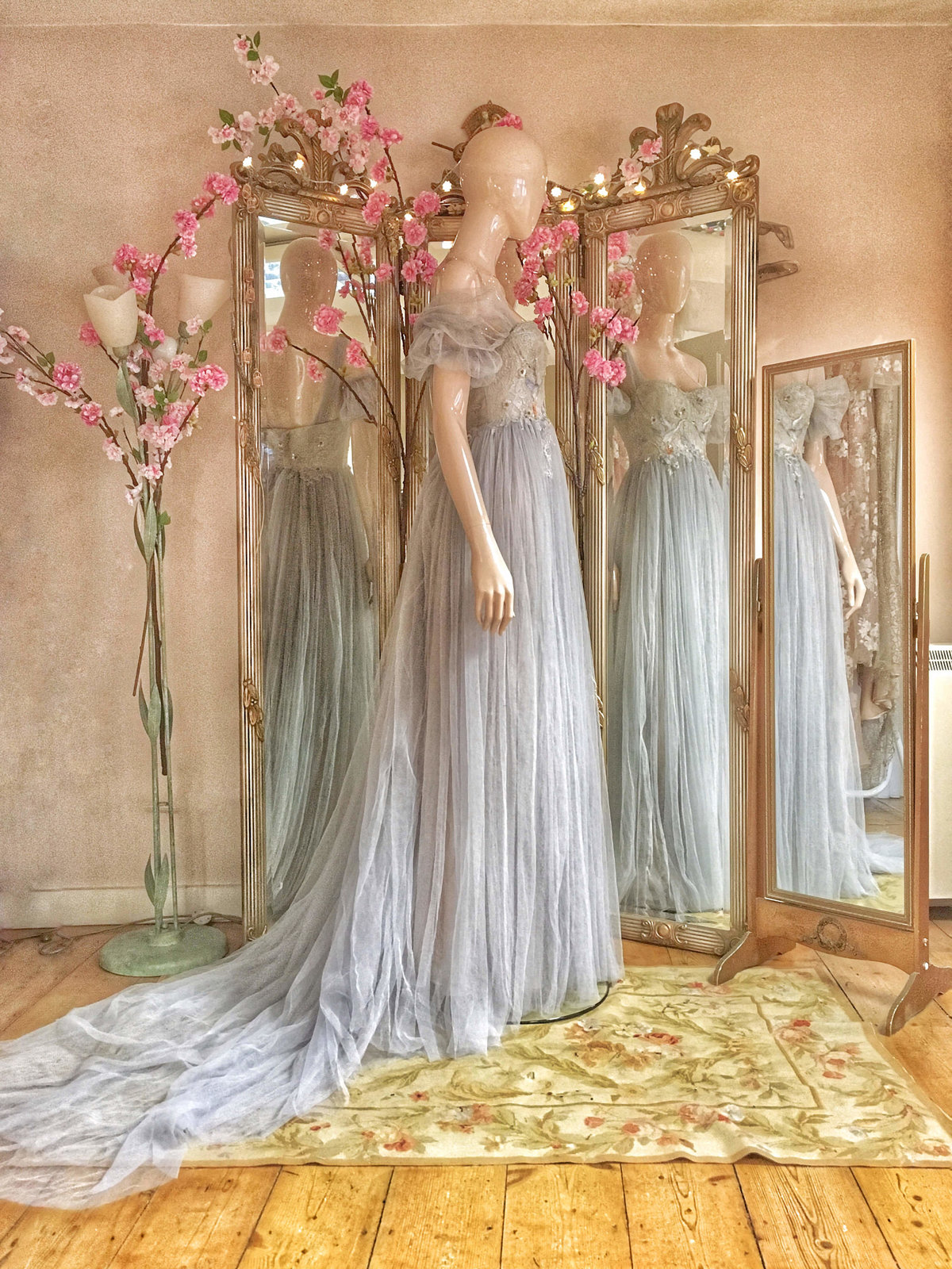 Heron-blue-grey-tulle-wedding-dress-JoanneflemingDesign-9