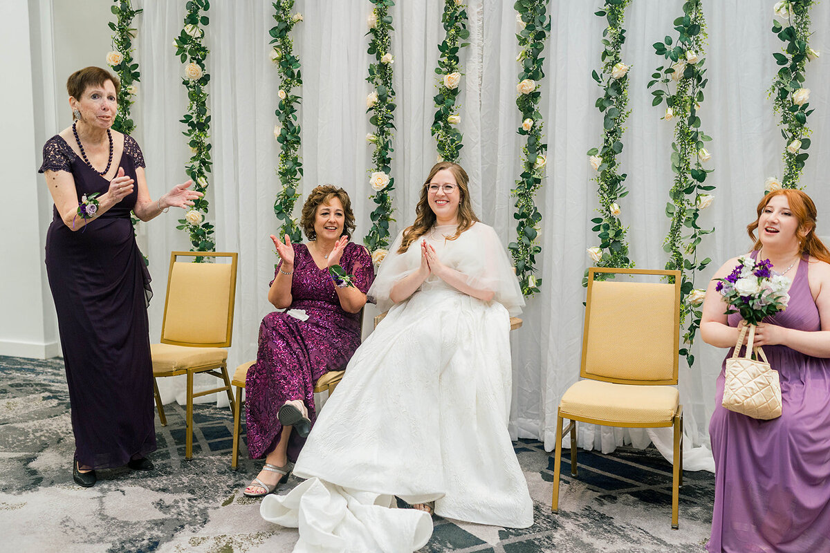 Eliana-Melmed-Photography-Chicago-LosAngeles-Jewish-WeddingPhotography-KabbalatPanim-00007