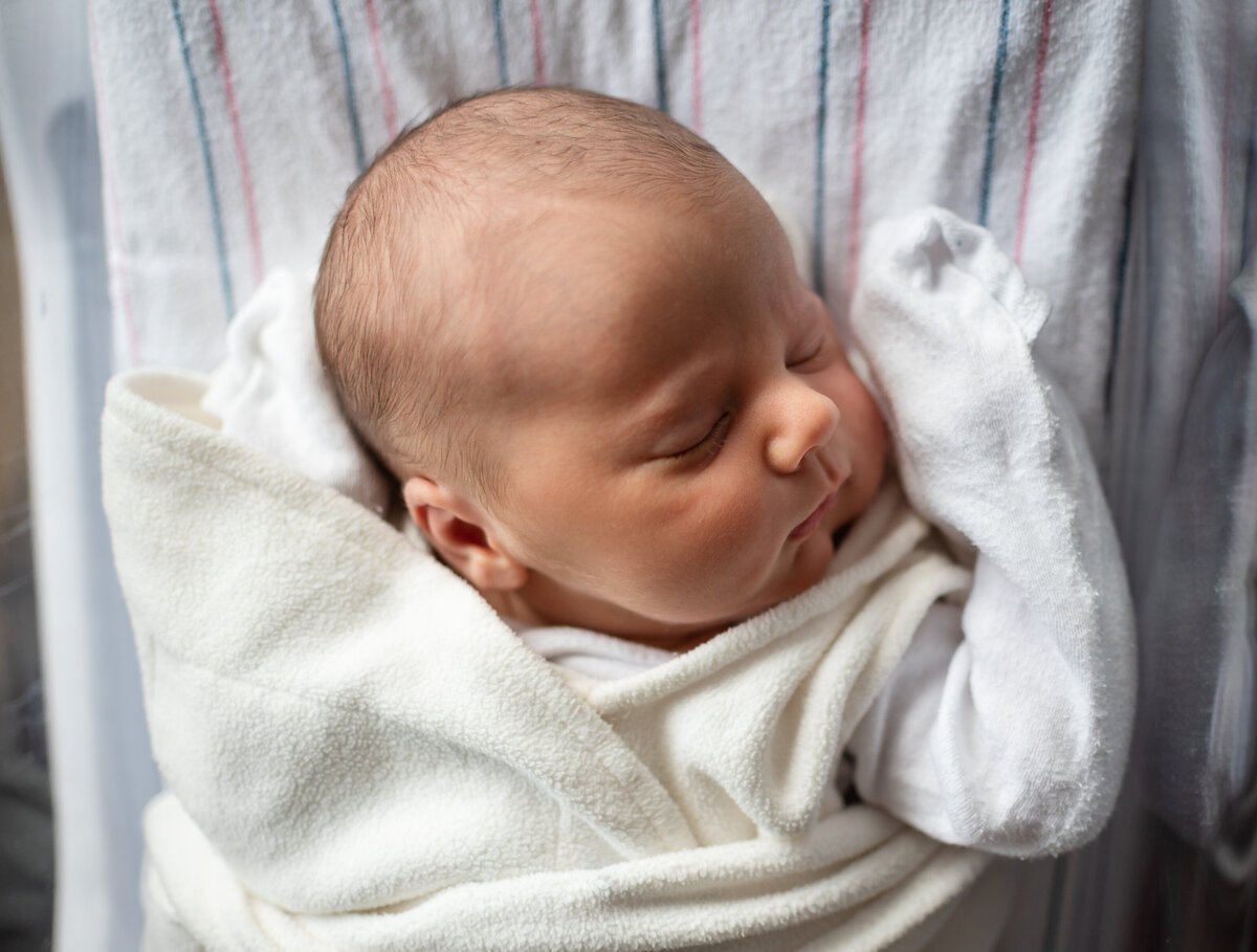 Hospital newborn photography