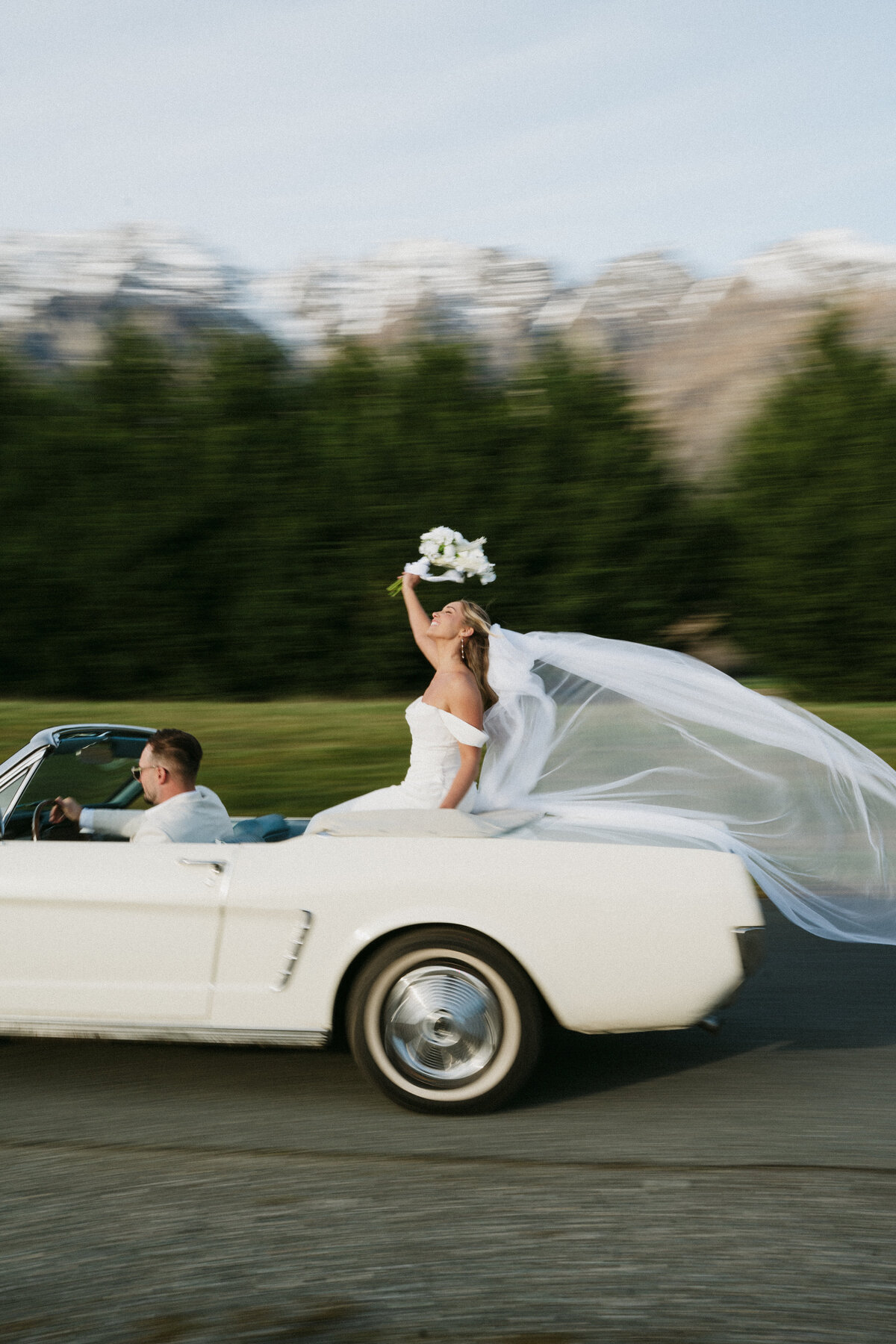 Melissa Clark Photography - Queenstown Wedding Photographer - Eunice & Robbie - Queenstown wedding shoot-228
