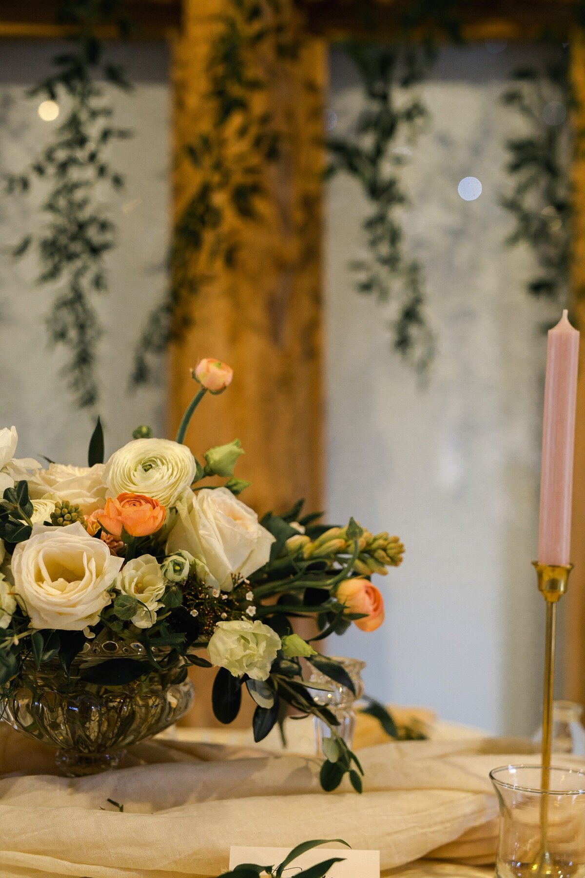 Natural wedding flowers st ives cambs _EMj 137