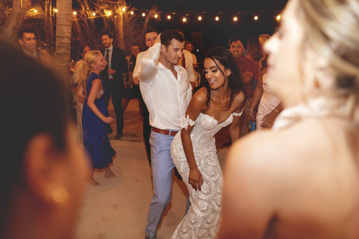 Bride and groom in sexy dance at their  Riviera Maya wedding.