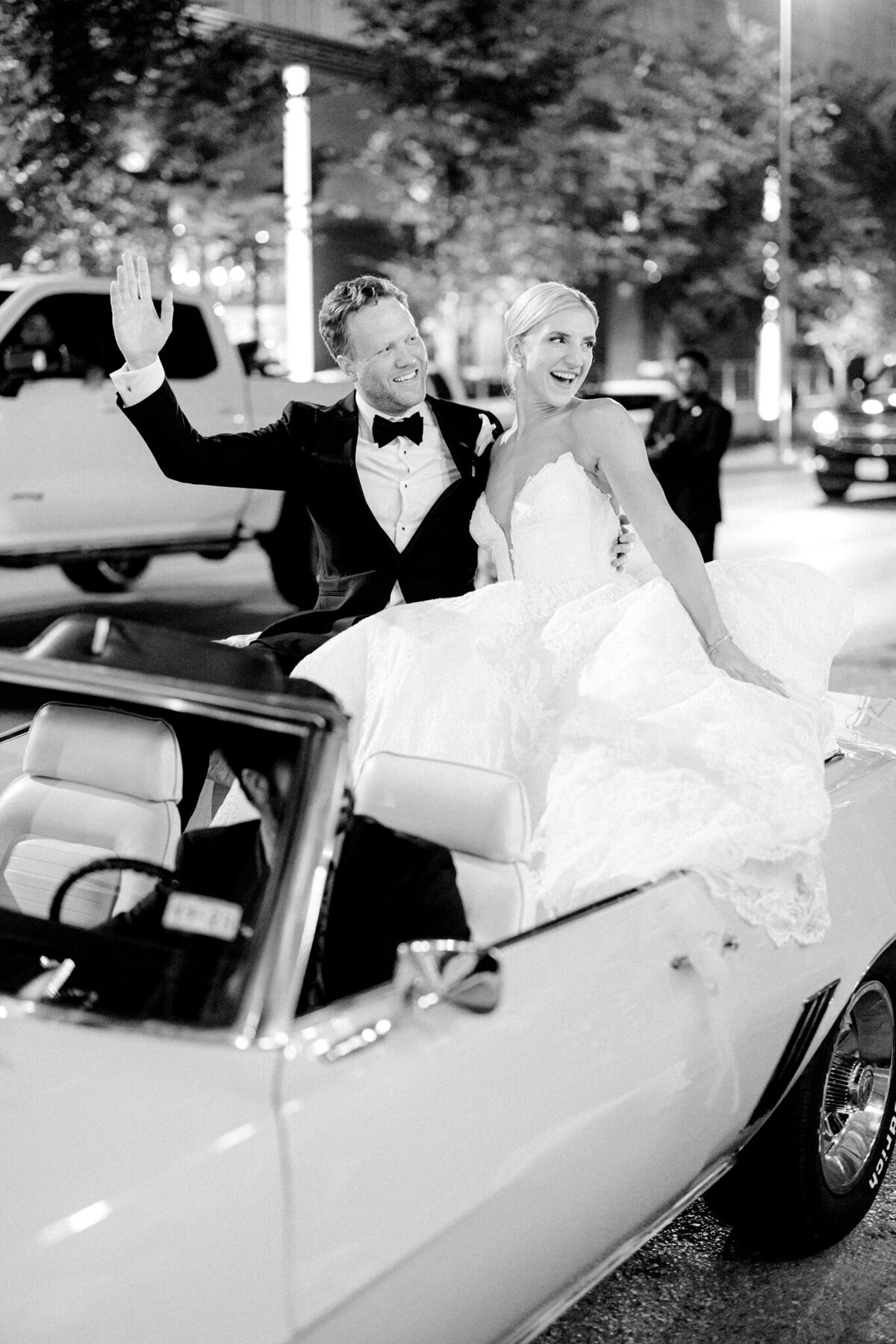 Katelyn & Kyle's Wedding at the Adolphus Hotel | Dallas Wedding Photographer | Sami Kathryn Photography-362