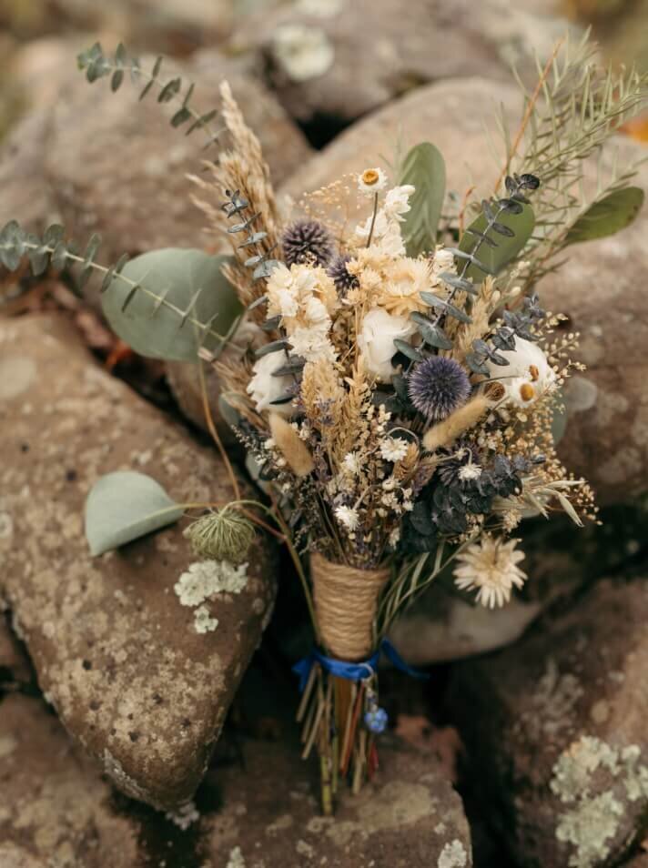 honey-and-the-moon-florals (23)