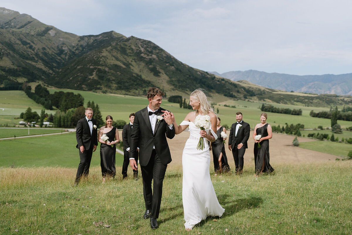 Melissa Clark Photography - Queenstown Wedding Photographer - Brenna & Taylor - Lookoutlodge Wedding-456
