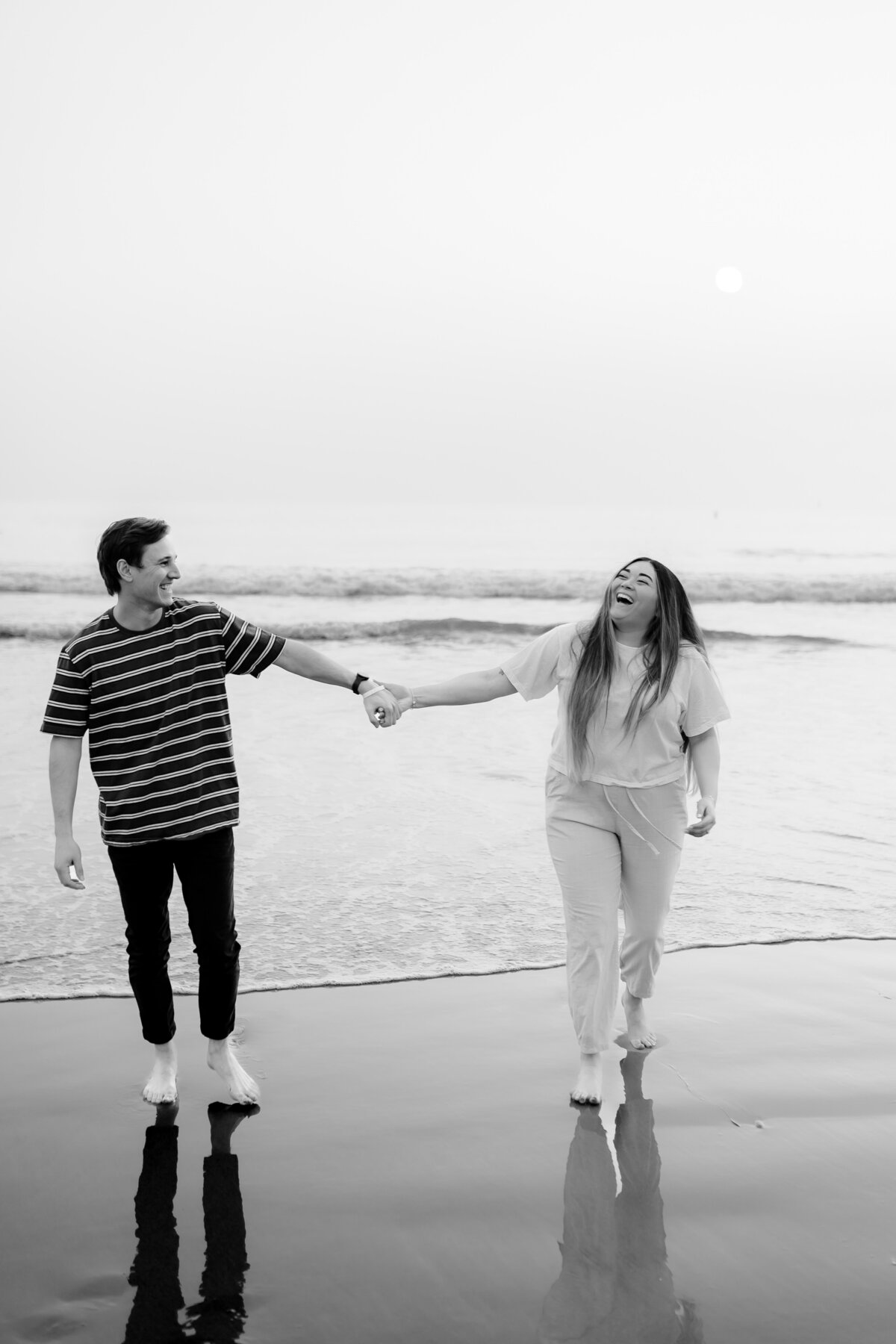 Beach Engagement Pictures 8
