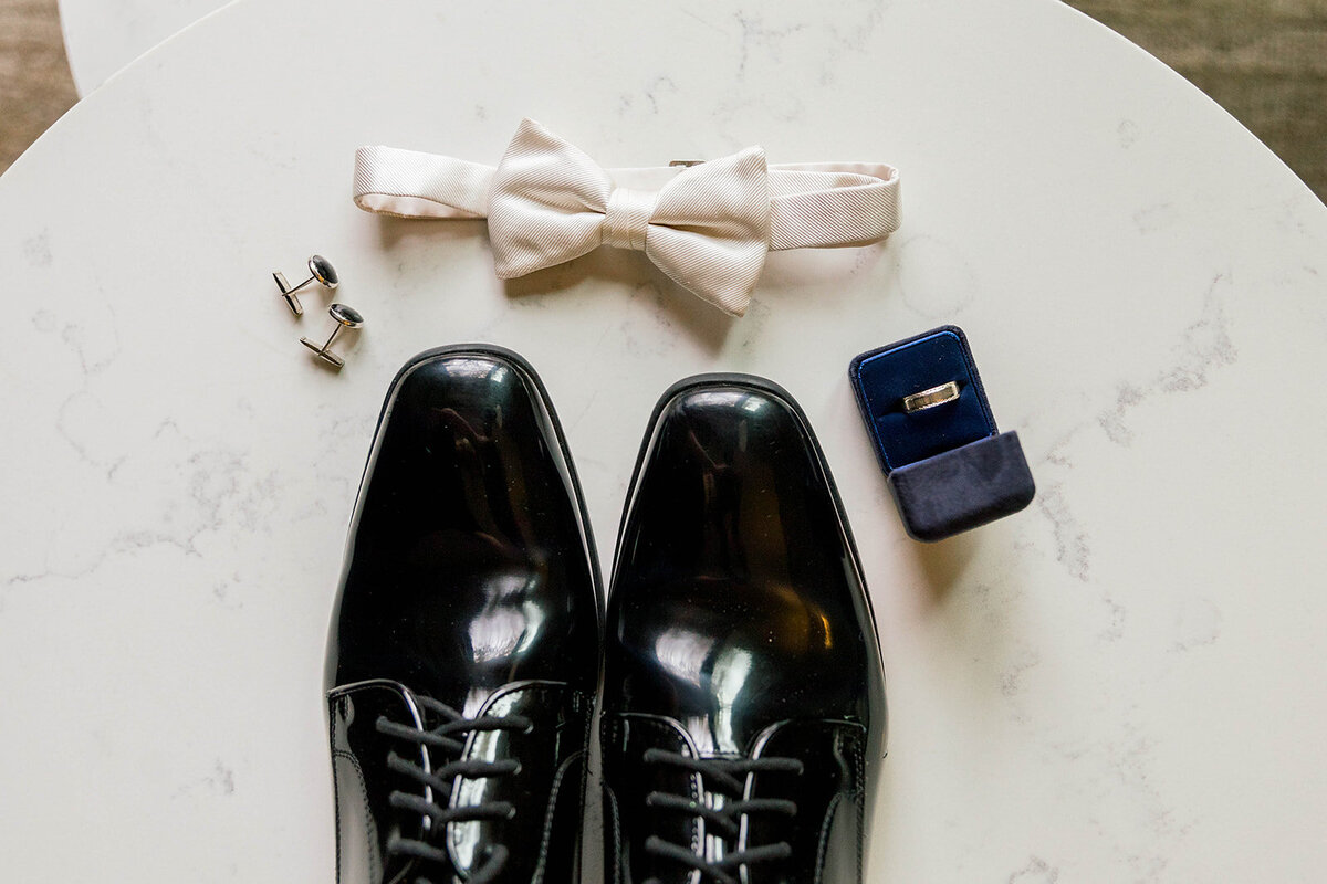 Eliana-Melmed-Photography-Chicago-LosAngeles-Jewish-WeddingPhotography-Details-00051
