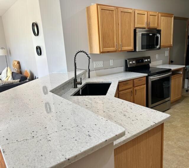 Rochester-Granite-Design-Countertops-88