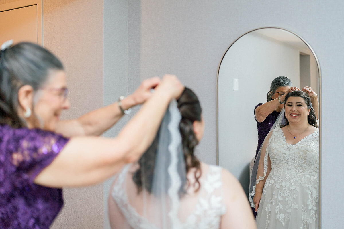 Eliana-Melmed-Photography-Chicago-LosAngeles-Jewish-WeddingPhotography-ElianaSklar-SneakPeek-00101