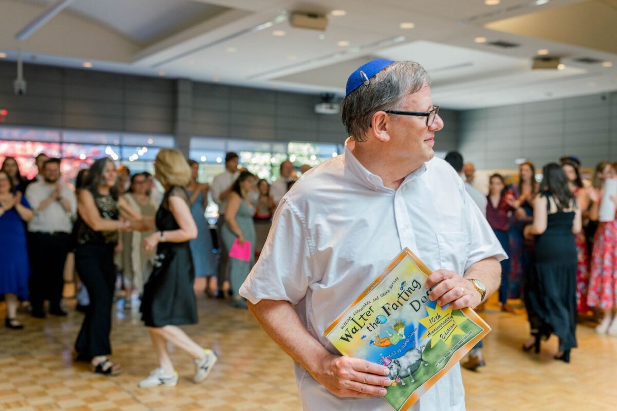 Eliana-Melmed-Photography-Chicago-LosAngeles-Jewish-WeddingPhotography-ShulaNoah-Shtick-00153