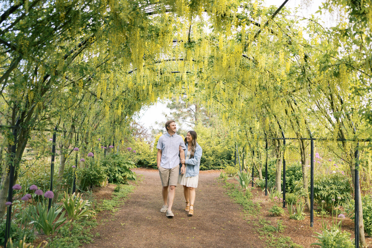 rosariumgardenengagementsession