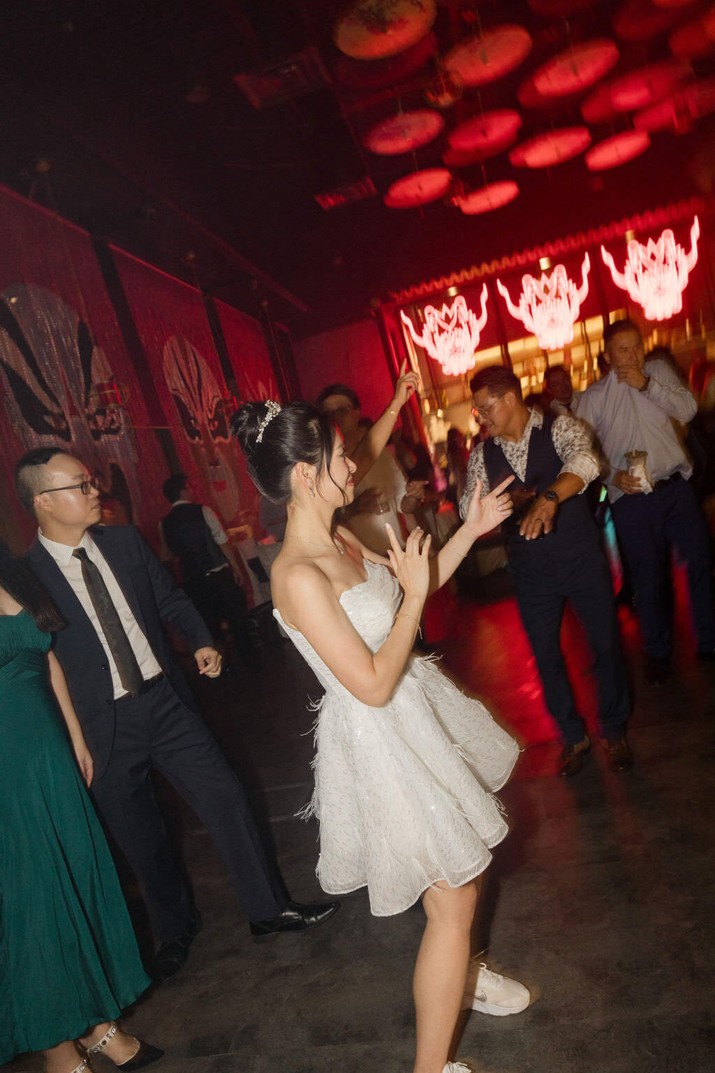 Vogue wedding photographer | Montreal Editorial wedding photographer | luxury moment photography-1340