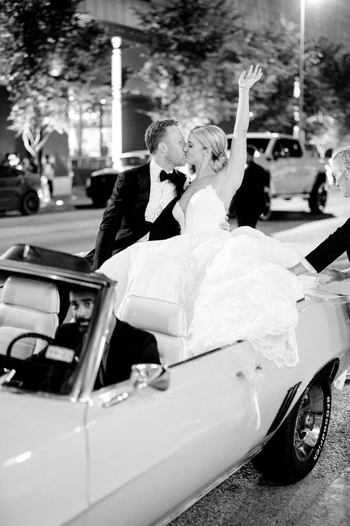 Katelyn & Kyle's Wedding at the Adolphus Hotel | Dallas Wedding Photographer | Sami Kathryn Photography-361