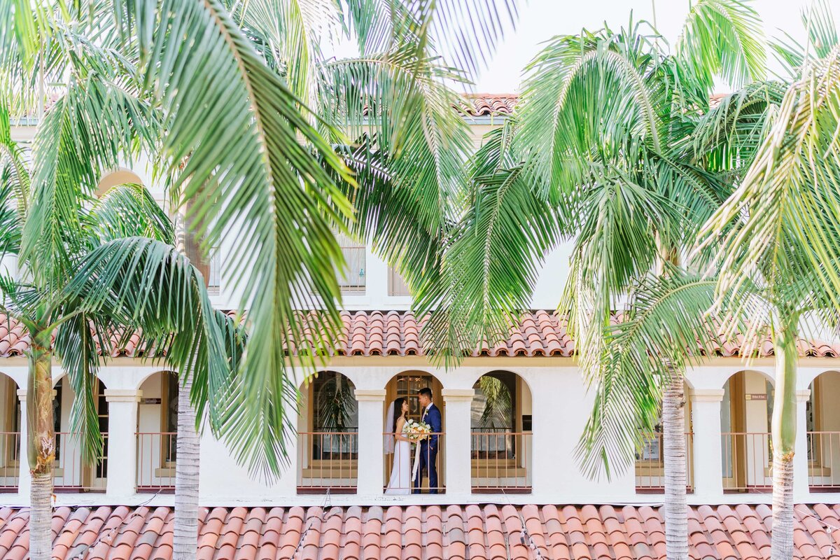 Francesca-and-brent-southern-california-wedding-planner-the-pretty-palm-leaf-event-33