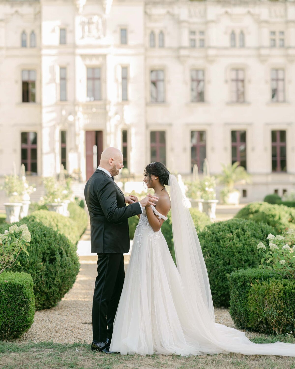 Chateau Challain wedding - Serenity Photography 250