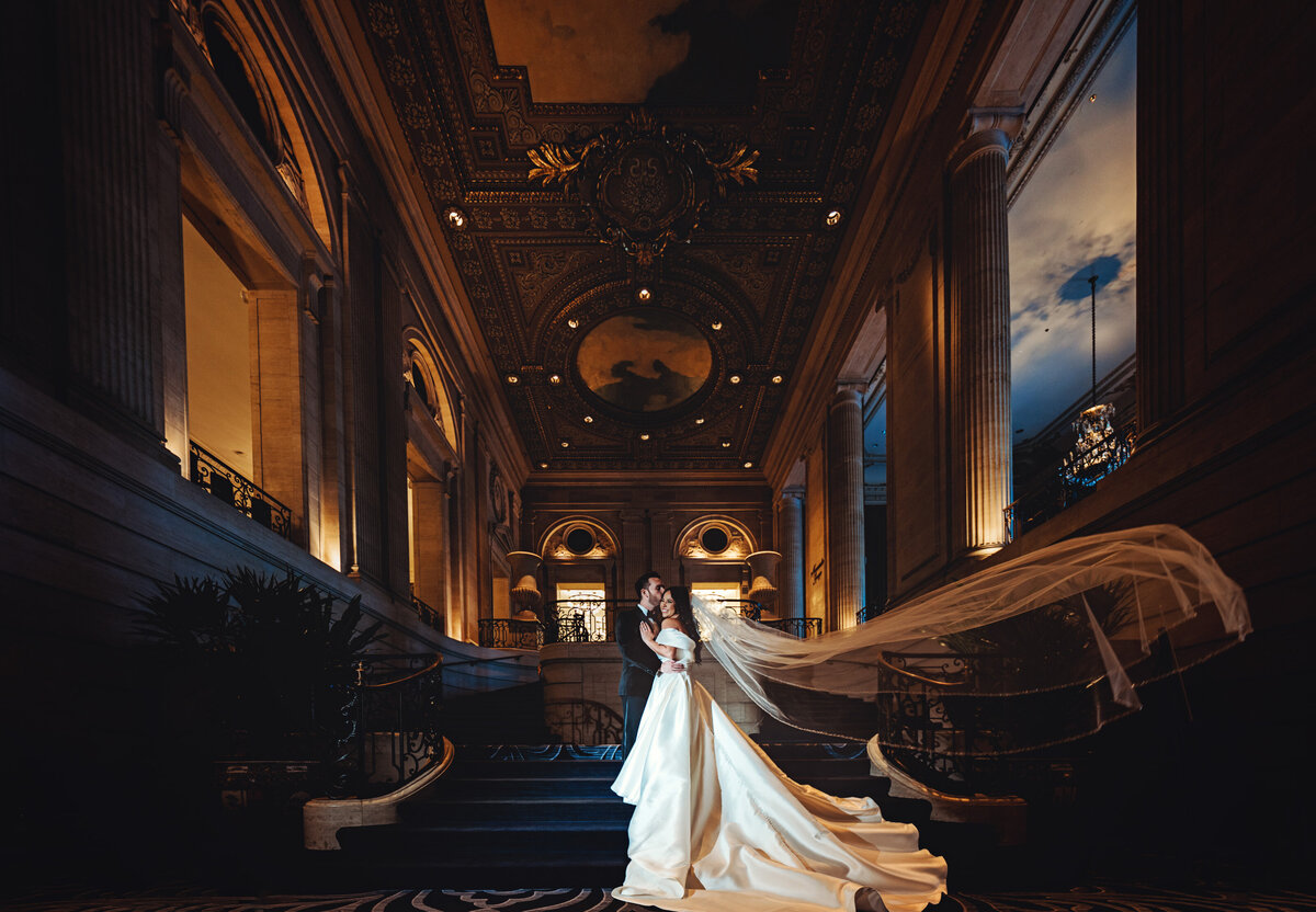 16-Hilton-Chicago-Wedding-Photos-Lauren-Ashlely-Studios