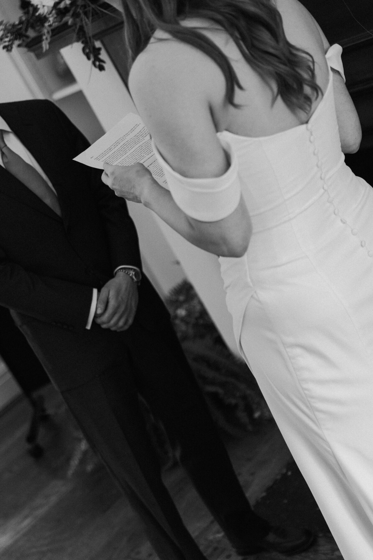 The Wedding Of Amy + Mike - Previews - Travis L Collins-40