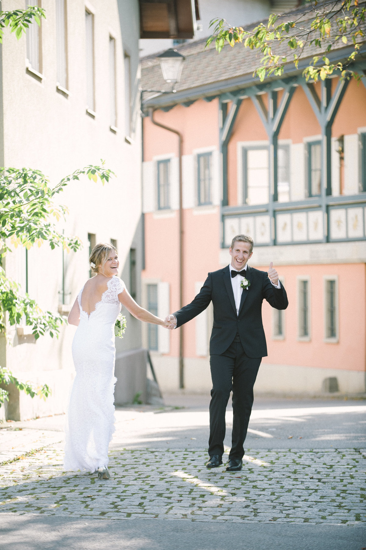 bride and groom german alps