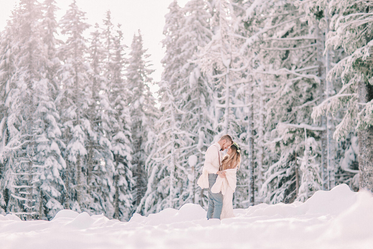 Winter Mount Hood Wedding, Rachel Howerton Photography (70)