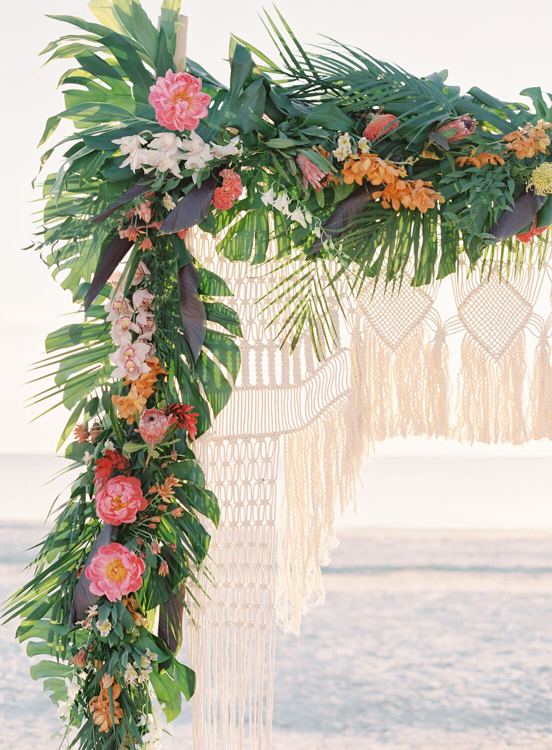 elegant-bohemian-tropical-december-destination-wedding-melanie-gabrielle-photography-martha-stewart-submission-003