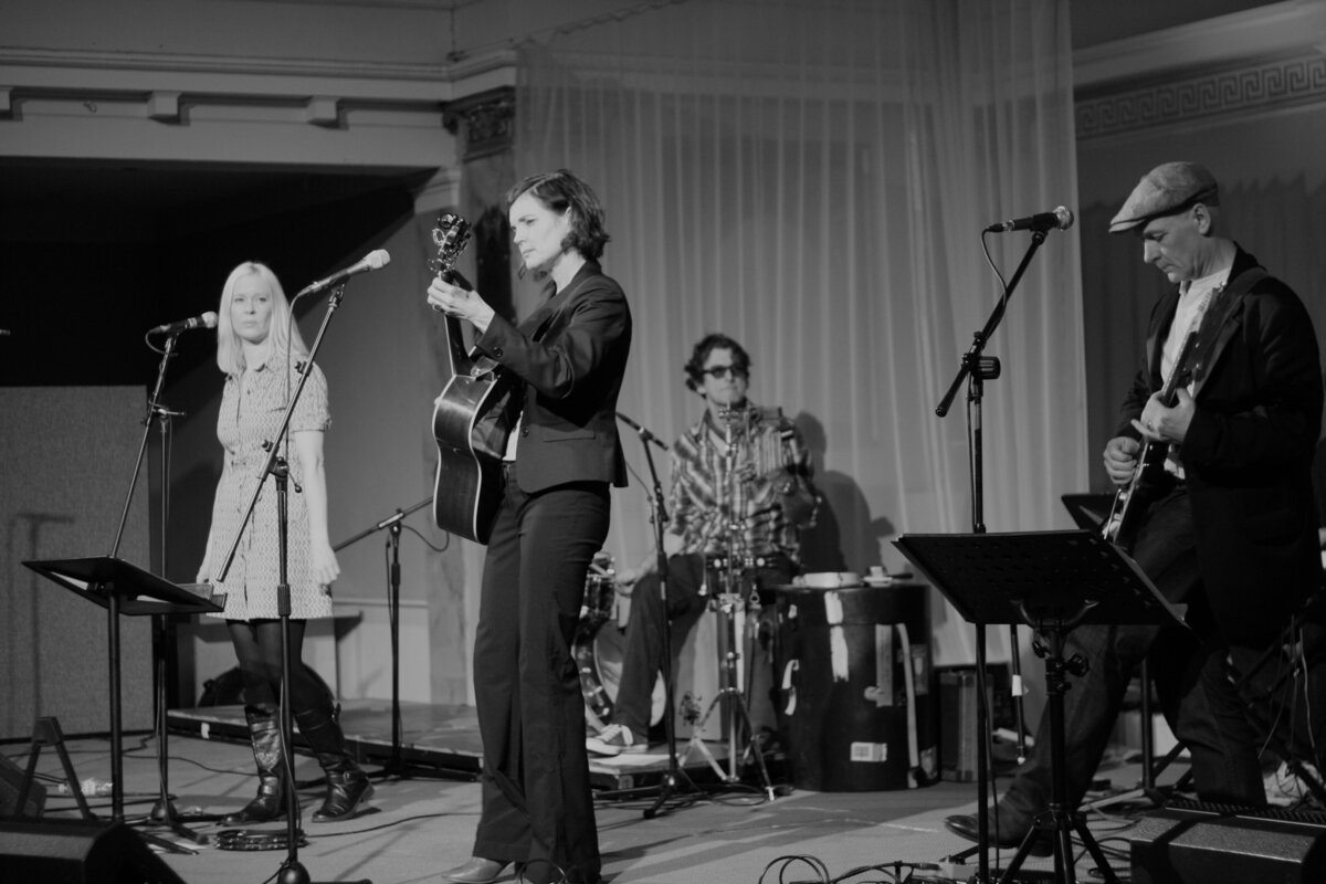 Sadie_and_the_Hotheads_performing_in_London,_2012