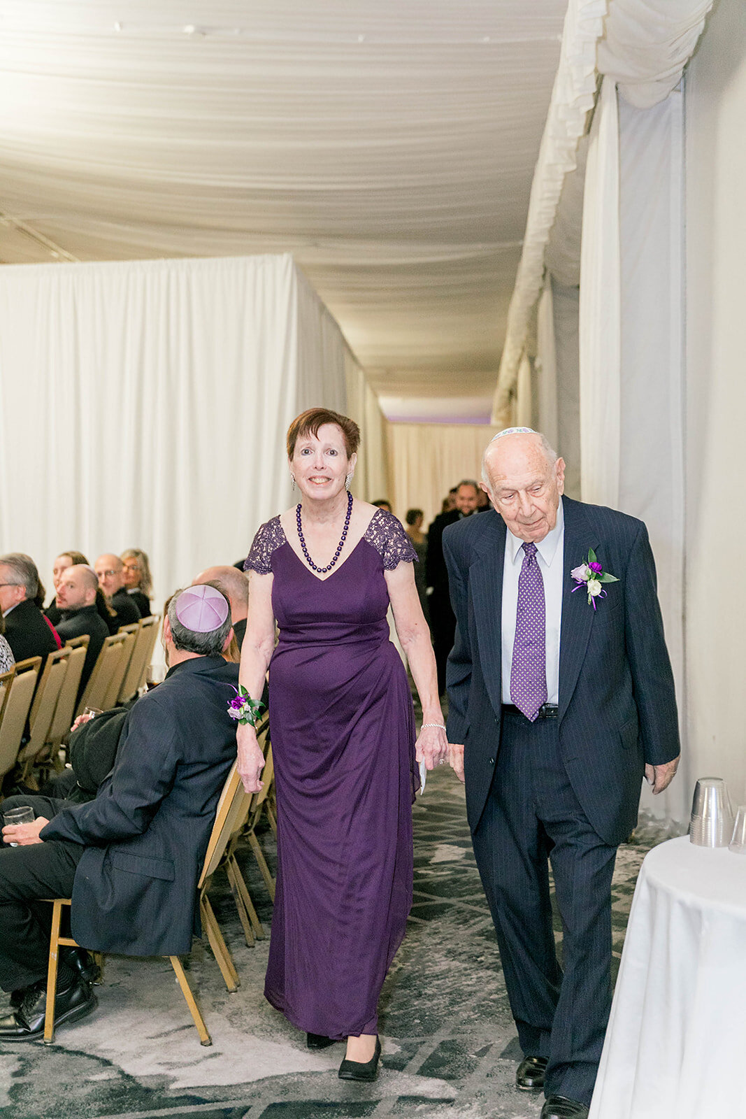 Eliana-Melmed-Photography-Chicago-LosAngeles-Jewish-WeddingPhotography-Chuppah-00027