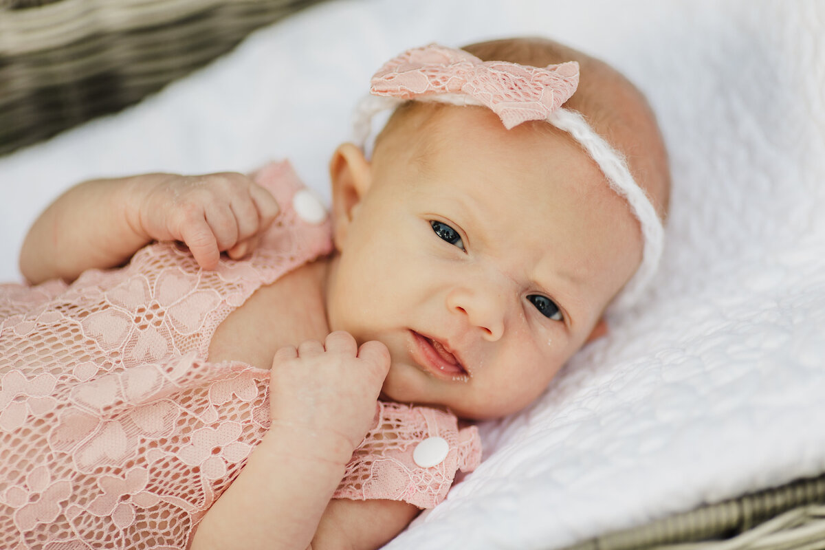 NortheastOhioPhotographer-NewbornSession-PundersonManor-034-2