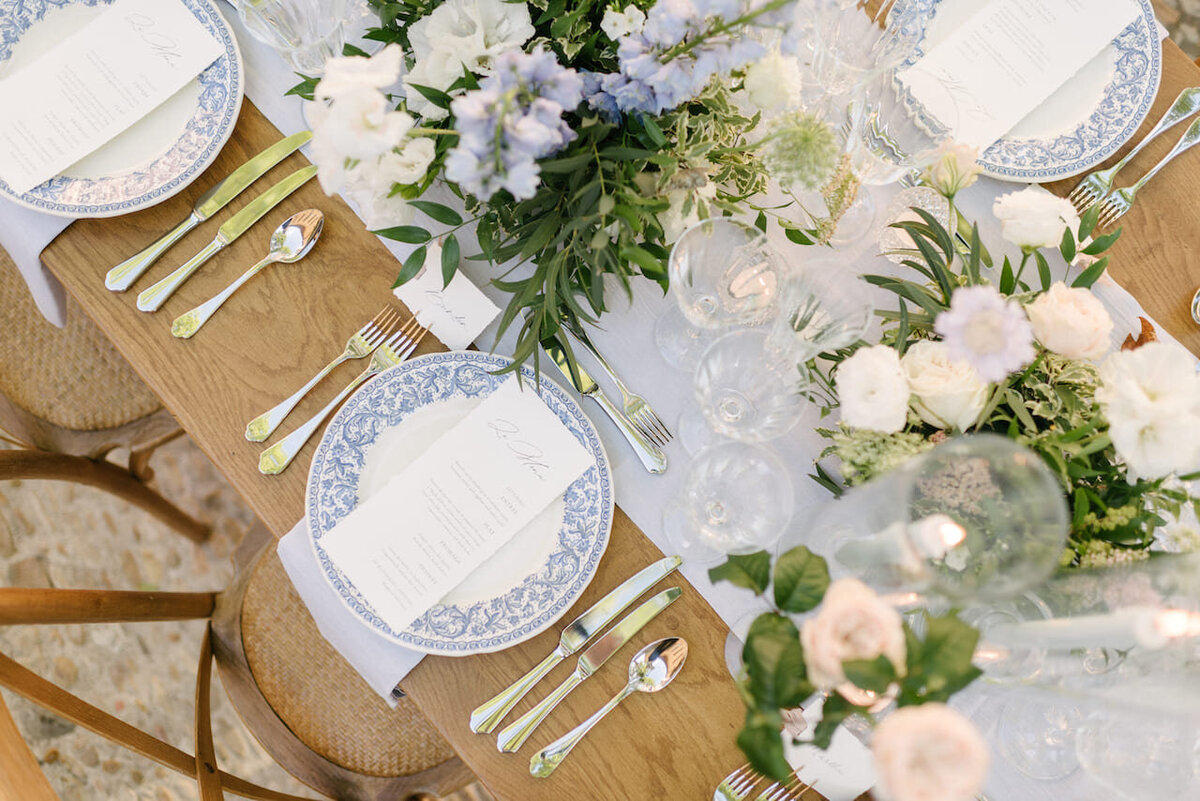 french-wedding-table-decoration