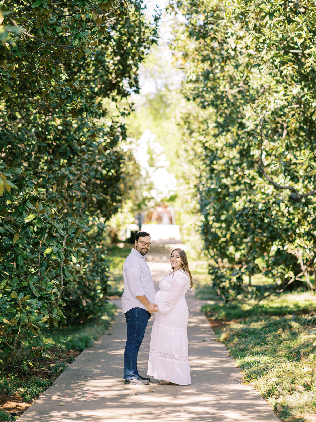 12 Dallas Arboretum Maternity Family Session Kate Panza Photography Kim and Nic