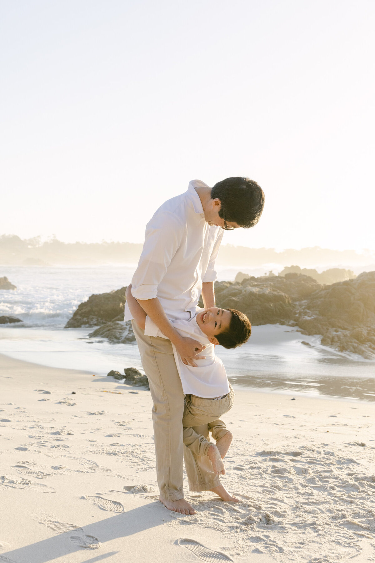 PERRUCCIPHOTO_PEBBLE_BEACH_FAMILY_MATERNITY_SESSION_14