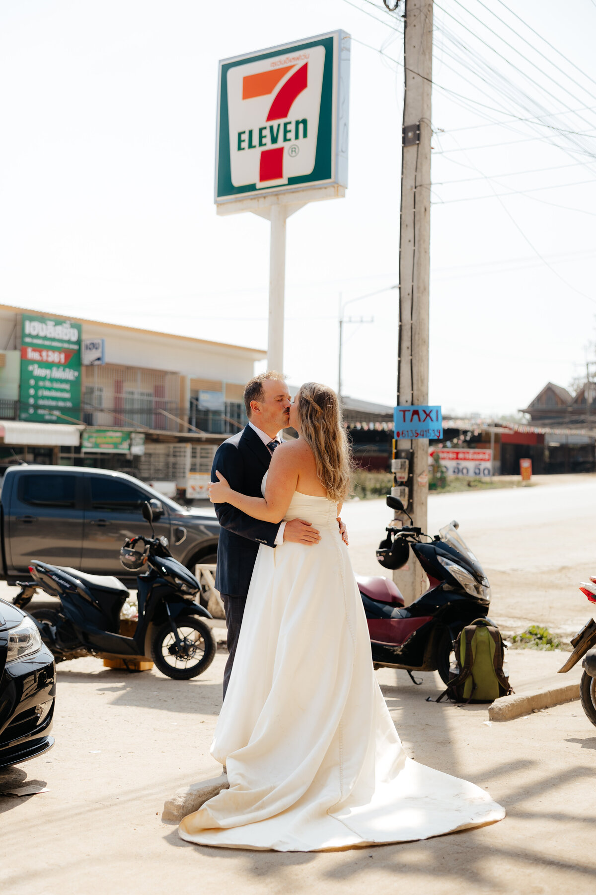 Lynzie and David - Hotel-20