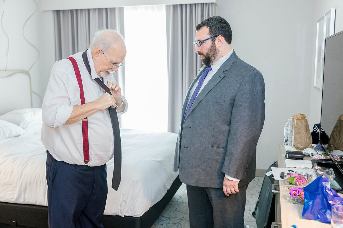 Eliana-Melmed-Photography-Chicago-LosAngeles-Jewish-WeddingPhotography-ElianaSklar-SklarReady-00021