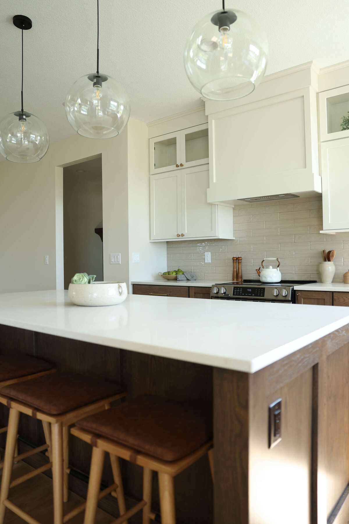 1183-Kitchen-Grimes-Central-Iowa-Custom-Home-JRL-Builders-3F1A9016