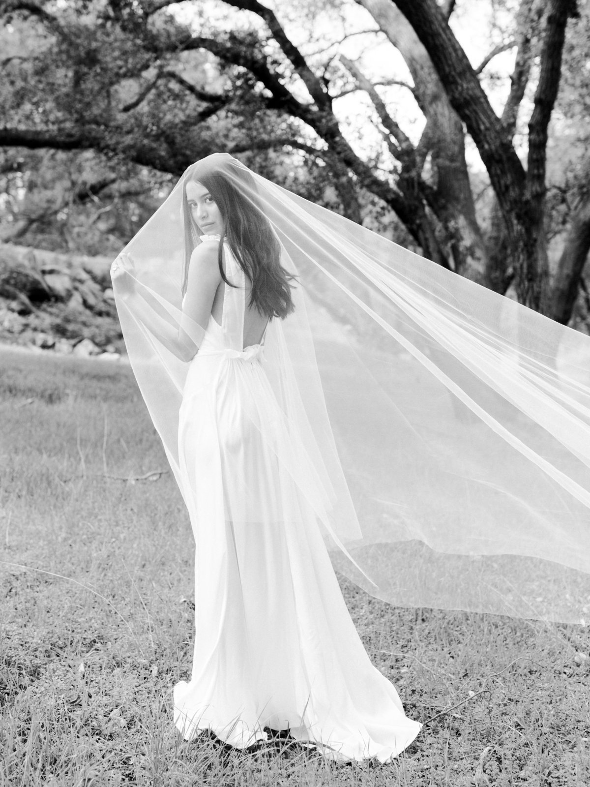 Babsie-Ly-Photography-Fine-Art-Film-Wedding-Bridal-Editorial-in-Hidden-Oaks-San-Diego-084